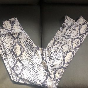 Balance Athletica Python leggings